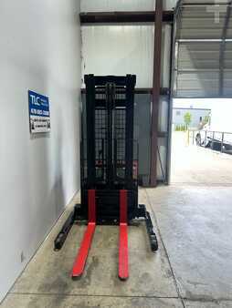 Apilador eléctrico - Raymond RSS40 (9)