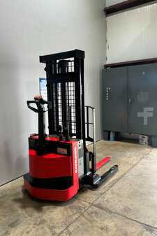 Apilador eléctrico - Raymond RSS40 (5)