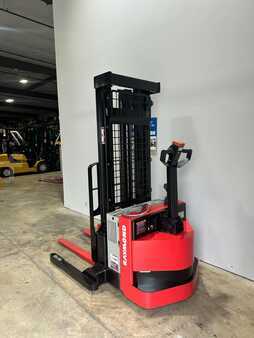 Apilador eléctrico - Raymond RSS40 (6)