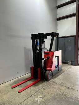 Apilador conductor incorporado 2013  Raymond  (7)