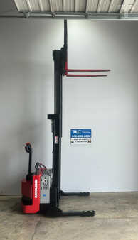 Apilador eléctrico - Raymond RSS40 (2)