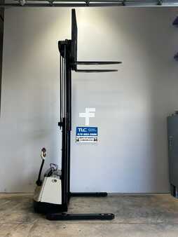 Apilador eléctrico 2017  Crown Crown SX3000 (2)