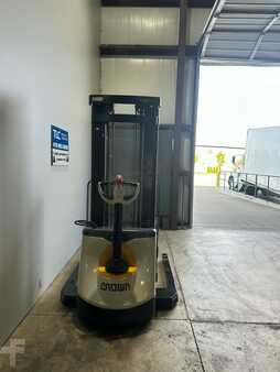 Apilador eléctrico 2017  Crown Crown SX3000 (8)