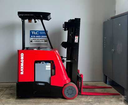 Apilador conductor incorporado 2013  Raymond  (1)