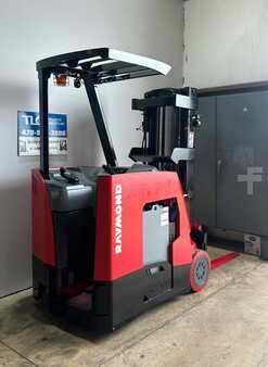 Apilador conductor incorporado 2013  Raymond  (5)