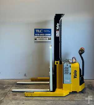 Pallet Stackers 2020  Yale MSW040SFN24TV087 (1)