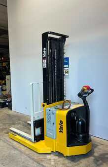 Pallet Stackers 2020  Yale MSW040SFN24TV087 (6)