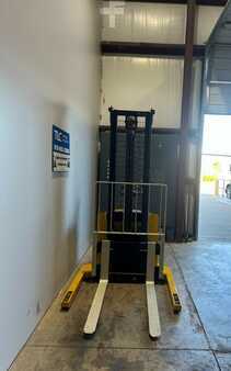 Pallet Stackers 2020  Yale MSW040SFN24TV087 (9)