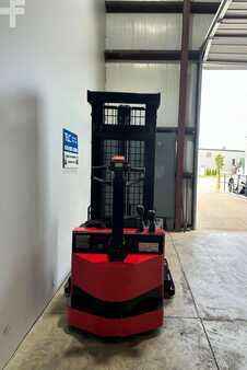 Apilador eléctrico - Raymond RSS40 (8)