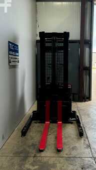 Apilador eléctrico - Raymond RSS40 (9)