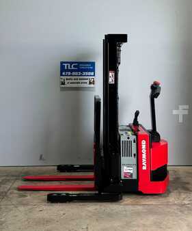 Apilador eléctrico - Raymond RSS40 (3)