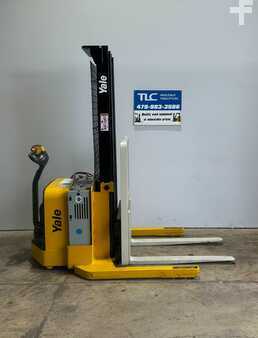 Pallet Stackers 2016  Yale MSW040SFN24TV087 (1)