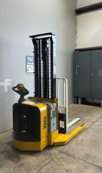 Pallet Stackers 2016  Yale MSW040SFN24TV087 (5)