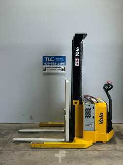 Pallet Stackers 2022  Yale MSW040SFN24TV087 (1)
