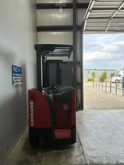 Apilador conductor incorporado - Raymond  (8)