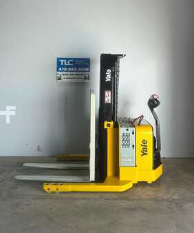 Pallet Stackers 2016  Yale MSW040SFN24TE072 (3)