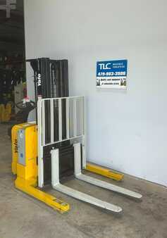 Pallet Stackers 2016  Yale MSW040SFN24TE072 (4)