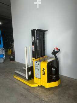Pallet Stackers 2016  Yale MSW040SFN24TE072 (6)