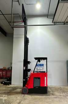 Apilador conductor incorporado 2013  Raymond  (2)