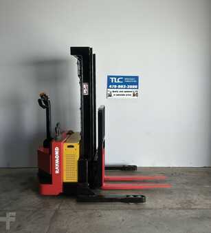 Apilador eléctrico - Raymond RSS40 (3)