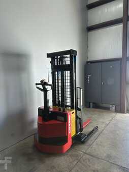 Apilador eléctrico - Raymond RSS40 (7)