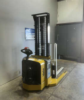 Pallet Stackers 2016  Yale MSW040SFN24TV087 (5)