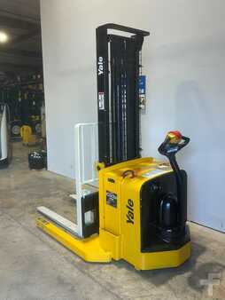 Pallet Stackers 2009  Yale MSW040SFN24TV087 (4)