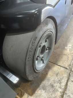 Stand-Up Rider Forklift 2015  Crown RC 5530-30 (11)