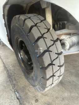 Propane Forklifts 2015  Unicarriers MP1F1A20LV (9)