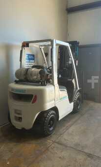 Propane Forklifts 2014  Unicarriers MP1F2A25LV (7)