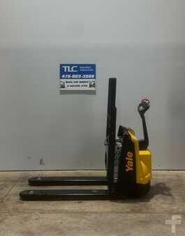 Electric Pallet Jacks - Yale MPB045VGN24T2746 (2)