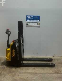 Electric Pallet Jacks - Yale MPB045VGN24T2746 (3)