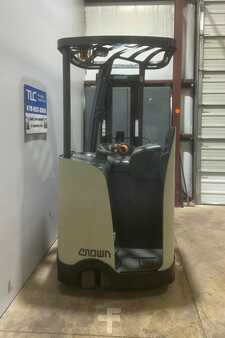 Stand-Up Rider Forklift 2014  Crown RC 5530-30 (8)