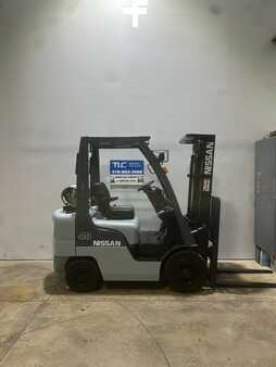 Propane Forklifts 2012  Nissan MP1F1A20LV (3)