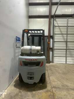 Propane Forklifts 2012  Nissan MP1F1A20LV (8)