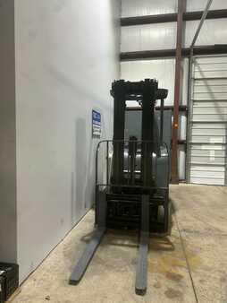 Stand-Up Rider Forklift 2016  Crown RC 5535-30 (9)