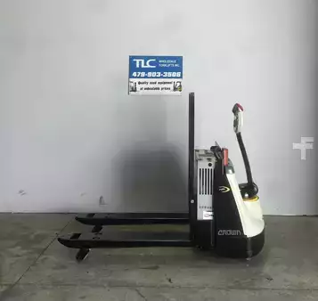Electric Pallet Jacks - Crown WP3045-45 (2)