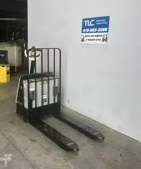 Electric Pallet Jacks - Crown WP3045-45 (5)
