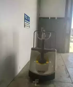 Electric Pallet Jacks - Crown WP3045-45 (8)