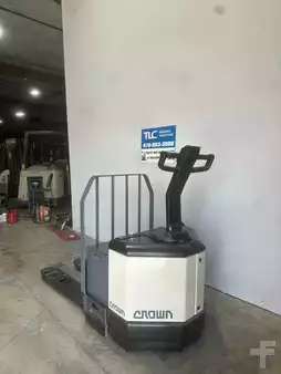 Electric Pallet Jacks - Crown WP3045-45 (6)