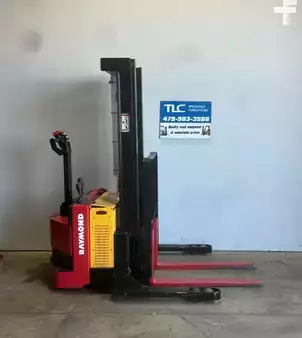 Apilador eléctrico 2006  Raymond RSS40 (1)