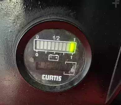 Apilador eléctrico 2006  Raymond RSS40 (11)