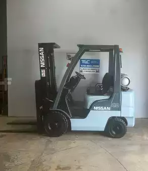 Propane Forklifts 2013  Nissan MP1F1A20LV (3)