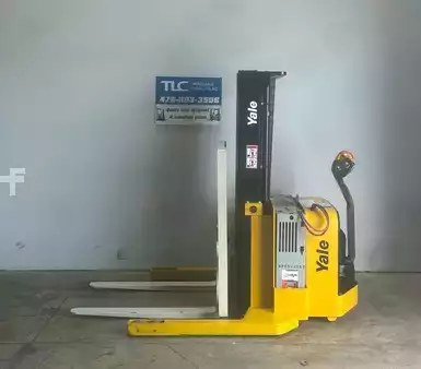 Pallet Stackers 2018  Yale MSW040SFN24TE072 (1)
