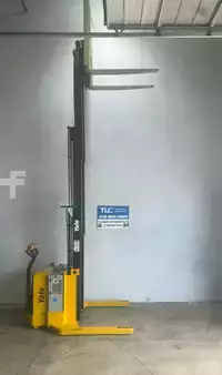 Pallet Stackers 2018  Yale MSW040SFN24TE072 (2)