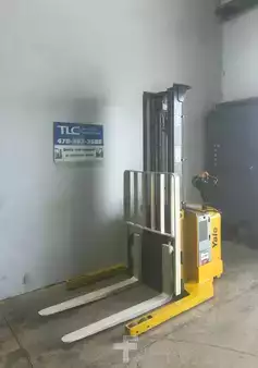 Pallet Stackers 2016  Yale MSW040SFN24TV087 (5)