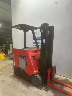 Stand-Up Rider Forklift 2019  Raymond  (4)