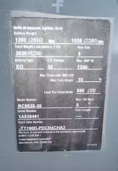 Stand-Up Rider Forklift 2018  Crown RC 5535-30 (12)