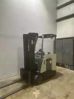 Stand-Up Rider Forklift 2018  Crown RC 5535-30 (5)