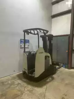 Stand-Up Rider Forklift 2018  Crown RC 5535-30 (7)